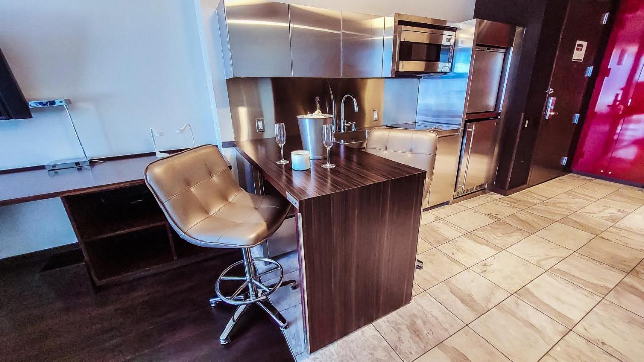 Luxury 53Rd Flr Condo With Amazing Sunset View & Balcony No Refee At Palms Place Las Vegas Exteriör bild